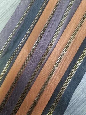 Metallic Plastic Zipper Polished 3# 5# 7# 8# 10# Metallization Film Shoes Bag Handbags Metal Plastic Teeth Zipper