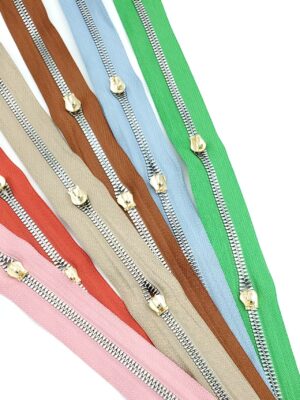 Factory Custom OEM/ODM Plastic Zipper High Quality Zipper Plastic Roll Custom Zipper Resin for Handbags