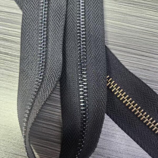 Best Selling Products in China Garment Zip Bags  Gold Metal Customized Brass Metal Zipper manufacturer wholesale brass zipper denim zipper