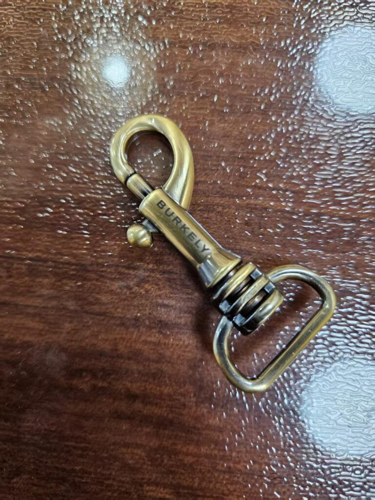 Low MOQ Bag Strap Accessories User-friendly Silver  Snap Hook Clasp  Alloy Swivel Hook for Handbags low moq bag strap accessories user friendly silver snap hook clasp alloy swivel hook for handbags