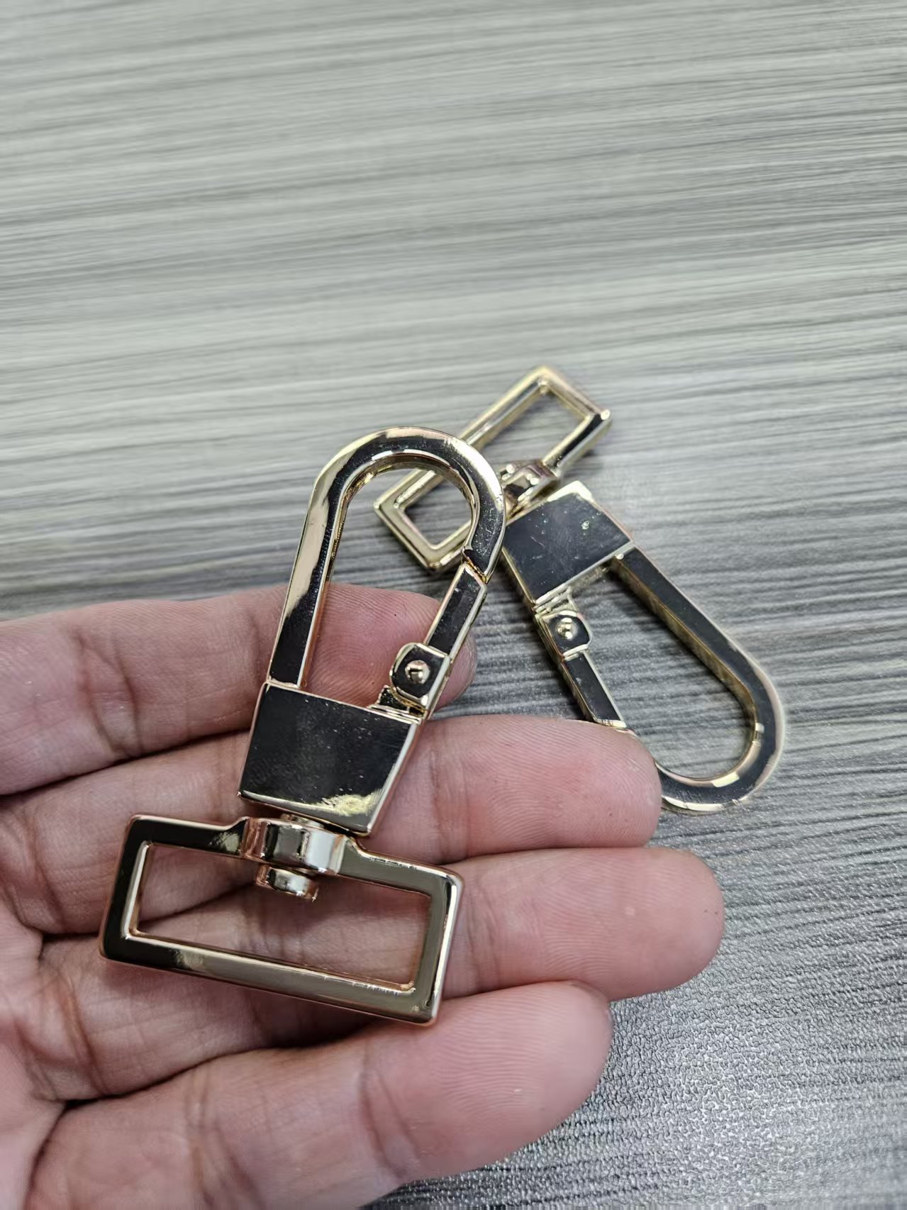 hook snap logam bag accessories swivel oval ring lobster clasp snap hook for italian leather handbag strap hook snap logam bag accessories swivel oval ring lobster clasp snap hook for italian leather handbag strap