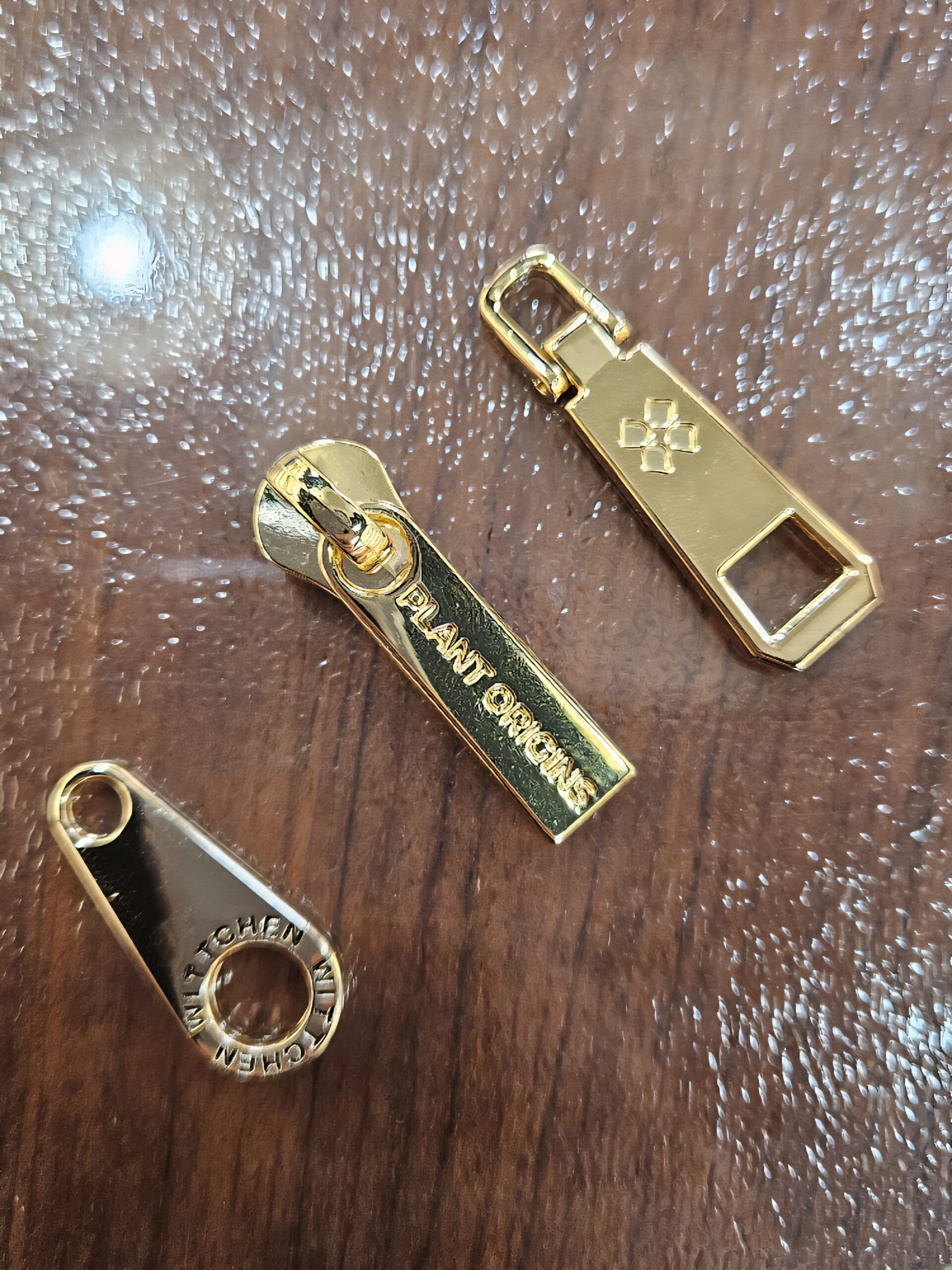 custom bag zipper slider designer metal zipper pull tab head silver custom brand logo metal zipper head custom bag zipper slider designer metal zipper pull tab head silver custom brand logo metal zipper head