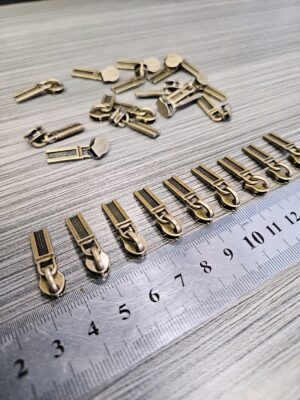 Customize Metal Zipper Puller Luggage Bags Zipper Pull Head Zipper Slider