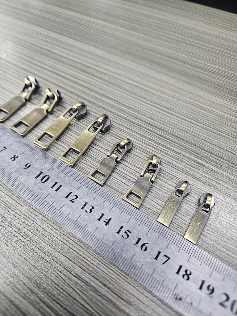Home colored zinc alloy zipper pull cover artifact pull lock head universal quilt special zipper accessories (复制)