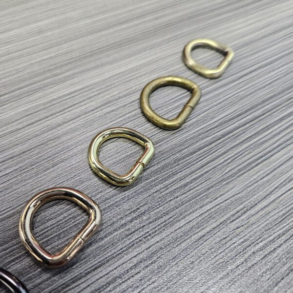 metal d rings buckle welded iron color hardware for handbags bag accessories with metal logo tag