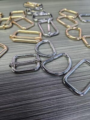 Factory Wholesale Iron Metal Adjustable Buckle Ring Durable square Ring Metal D Ring for Hardware Accessories