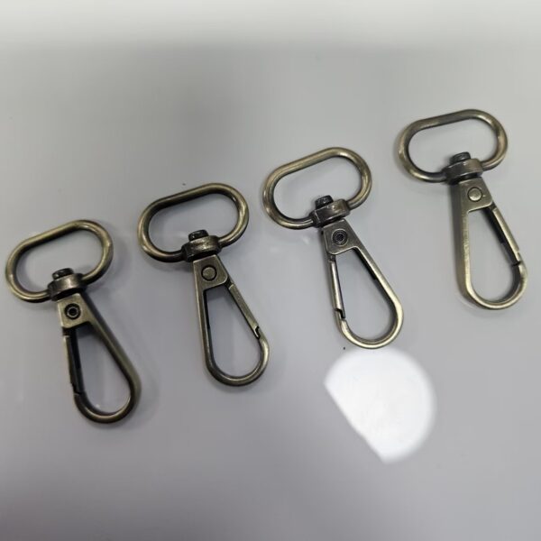 Bag Parts Hardware in Stock Dog Leash Snap Hook Wholesale  Swivel Snap Hooks Custom Metal  Dog Hook for Handbags handbag hardware buckle hook snap swivel 10mm metal bag swivel snap hook snap hook for purse bags (复制)