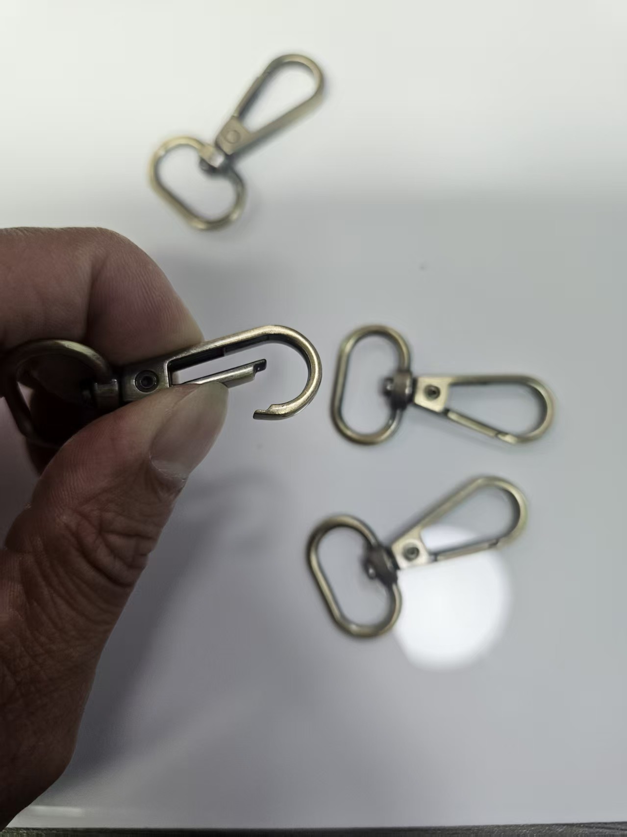 bag parts hardware in stock dog leash snap hook wholesale swivel snap hooks custom metal dog hook for handbags bag parts hardware in stock dog leash snap hook wholesale swivel snap hooks custom metal dog hook for handbags