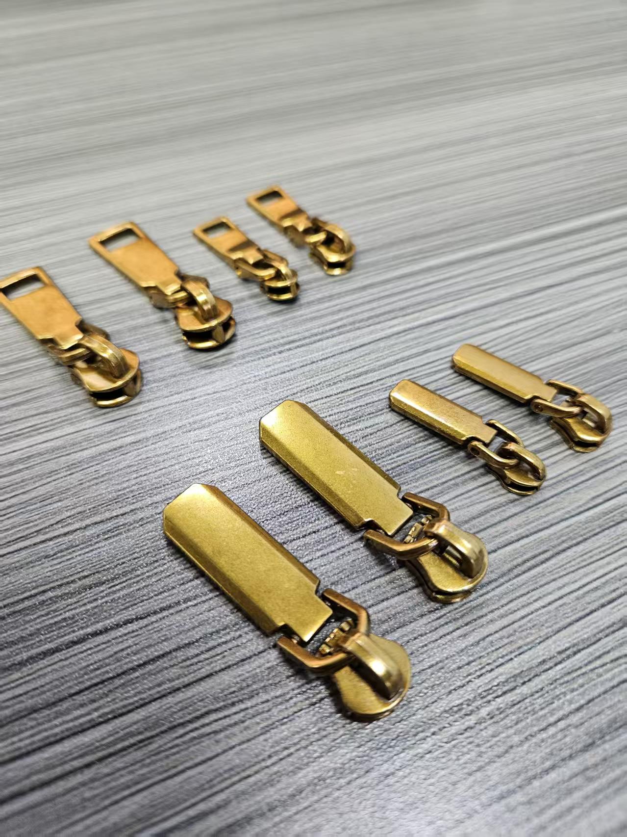 luxury zipper pullers handbag designer zipper pulls high quality puller zipper slider gold custom logo metal zip puller for bag luxury zipper pullers handbag designer zipper pulls high quality puller zipper slider gold custom logo metal zip puller for bag