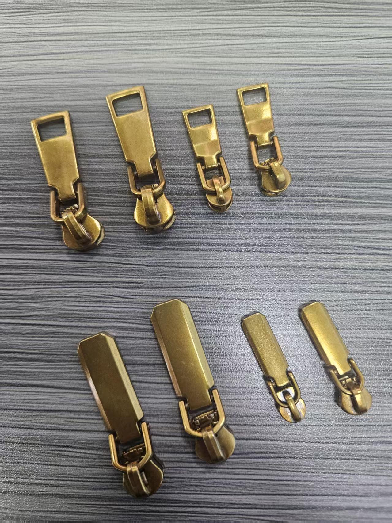 luxury zipper pullers handbag designer zipper pulls high quality puller zipper slider gold custom logo metal zip puller for bag luxury zipper pullers handbag designer zipper pulls high quality puller zipper slider gold custom logo metal zip puller for bag