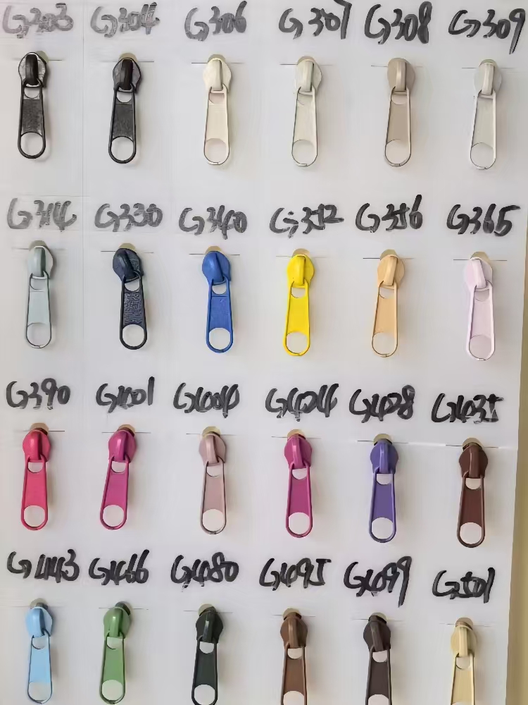 zipper sliders custom pendants puller rope leather tab head to locking replacement zipper pull zipper head (复制) zipper sliders custom pendants puller rope leather tab head to locking replacement zipper pull zipper head (复制)