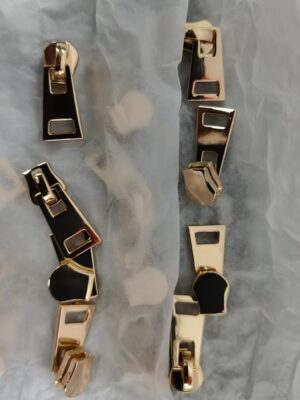 Manufacturer Wholesale Price Custom Logo 3# 5 # 7# Zipper Puller Head Multiple Styles Metal Zipper Slider for Clothing Bag
