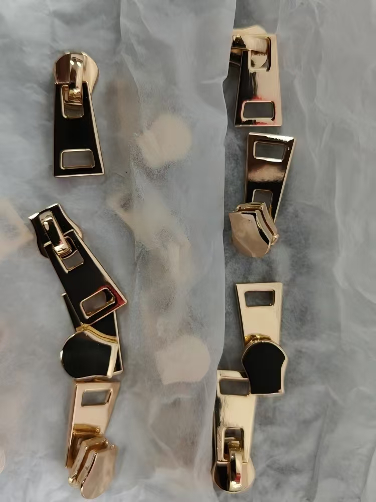 manufacturer wholesale price custom logo 3# 5 # 7# zipper puller head multiple styles metal zipper slider for clothing bag manufacturer wholesale price custom logo 3# 5 # 7# zipper puller head multiple styles metal zipper slider for clothing bag