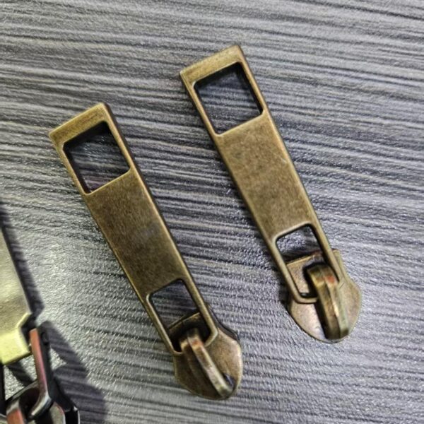 Zipper Puller Down Jacket Pocket for Bag Repair DIY Sewing Accessories Resin/Nylon/Alloy Zipper Sliders manufacturer wholesale price custom logo 3# 5 # 7# zipper puller head multiple styles metal zipper slider for clothing bag (复制)