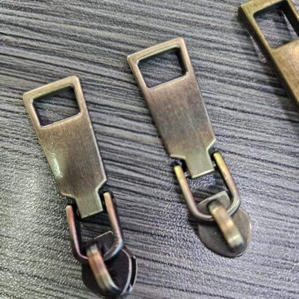 Zipper Puller Down Jacket Pocket for Bag Repair DIY Sewing Accessories Resin/Nylon/Alloy Zipper Sliders manufacturer wholesale price custom logo 3# 5 # 7# zipper puller head multiple styles metal zipper slider for clothing bag (复制)