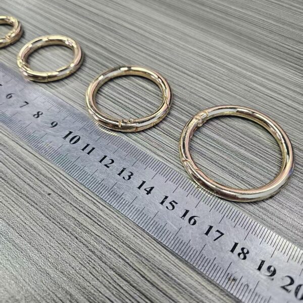 mini zinc alloy snap hook | lightweight clip for diy crafts & wallet | brushed finish (复制)