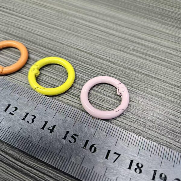 zinc die cast spring ring | round snap buckle for keychain | custom logo wholesale (复制)