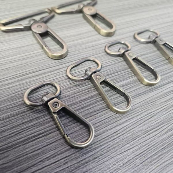 metal snap hook for strapping | zinc plated for crowd barrier & tools | quick release (复制)