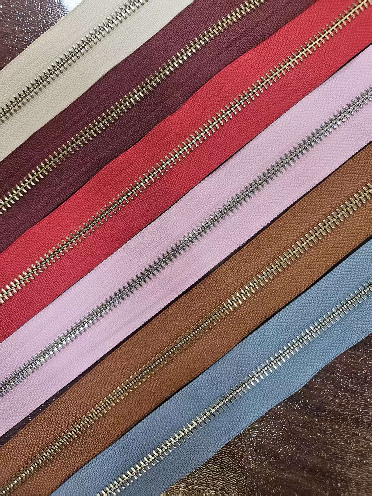 #5 gold plated brass zipper | smooth glide for handbags & luggage | heavy duty brass teeth (复制) #5 gold plated brass zipper | smooth glide for handbags & luggage | heavy duty brass teeth (复制)