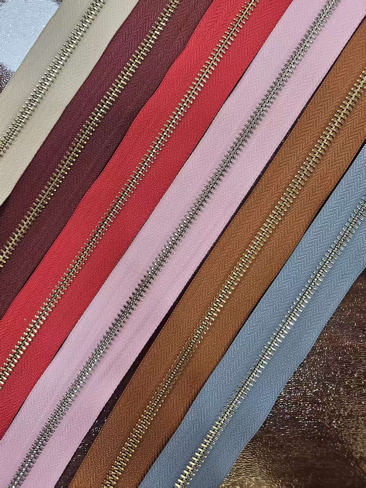 #5 gold plated brass zipper | smooth glide for handbags & luggage | heavy duty brass teeth (复制) #5 gold plated brass zipper | smooth glide for handbags & luggage | heavy duty brass teeth (复制)