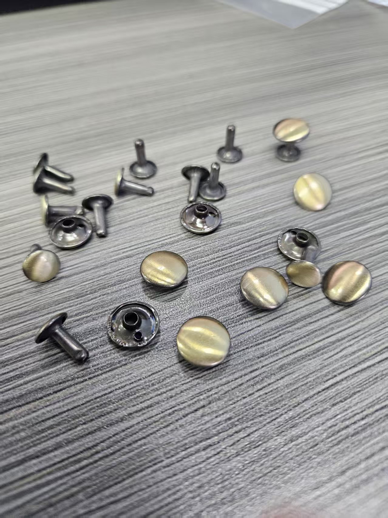 free sample metal button | 24h quick quote for bag accessories | custom color available free sample metal button | 24h quick quote for bag accessories | custom color available