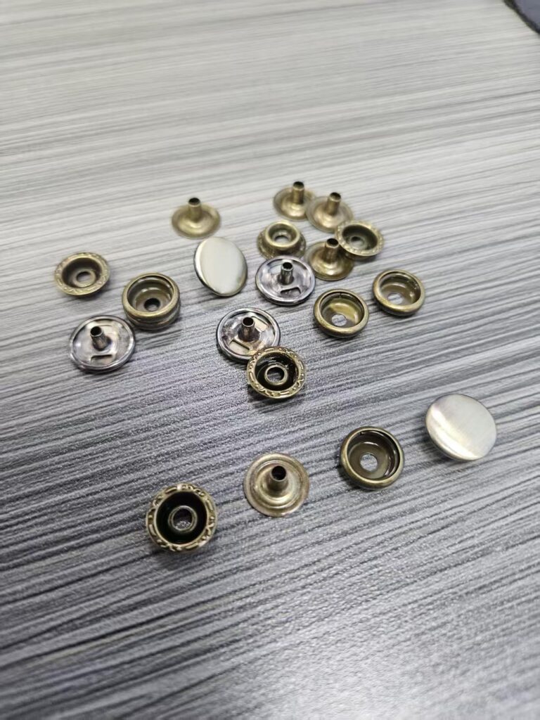 free sample metal button | 24h quick quote for bag accessories | custom color available