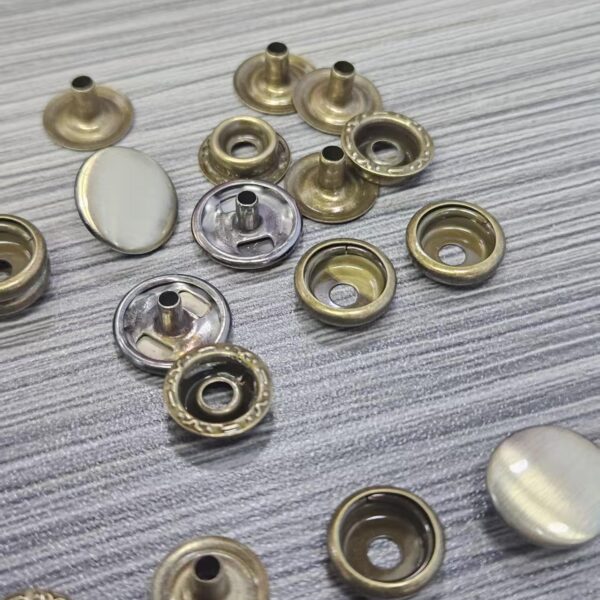 free sample metal button | 24h quick quote for bag accessories | custom color available